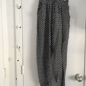 Black and white ankle pants